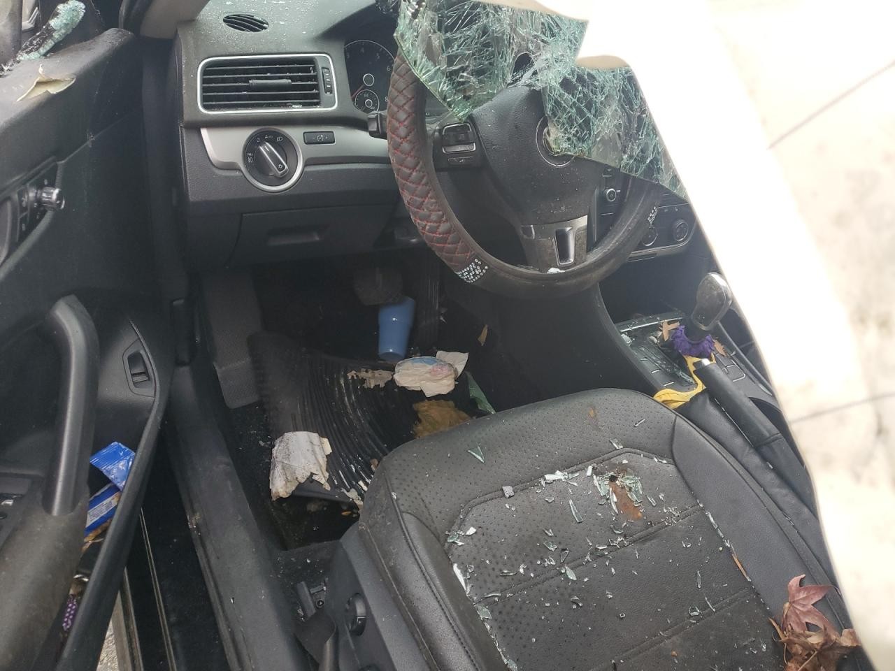 https://f005.backblazeb2.com/file/img-partshotlines-com/Inventory/EC474/Vehicle/111583_11.jpg