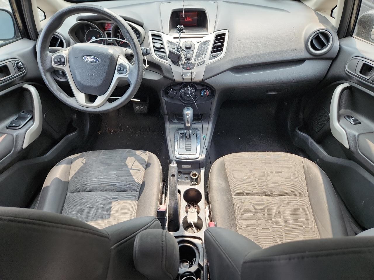 https://f005.backblazeb2.com/file/img-partshotlines-com/Inventory/EC474/Vehicle/112304_08.jpg