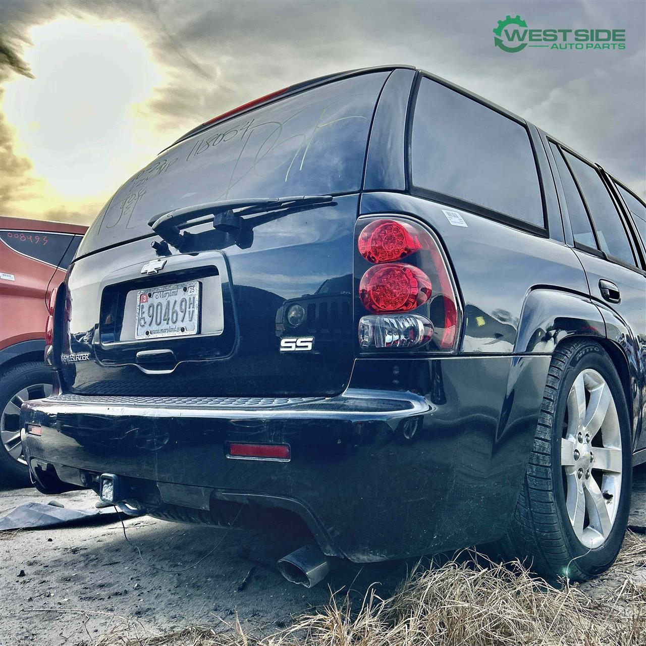 https://f005.backblazeb2.com/file/img-partshotlines-com/Inventory/EC474/Vehicle/112466_06.jpg