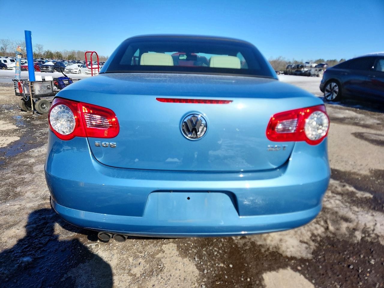 https://f005.backblazeb2.com/file/img-partshotlines-com/Inventory/EC474/Vehicle/113315_06.jpg