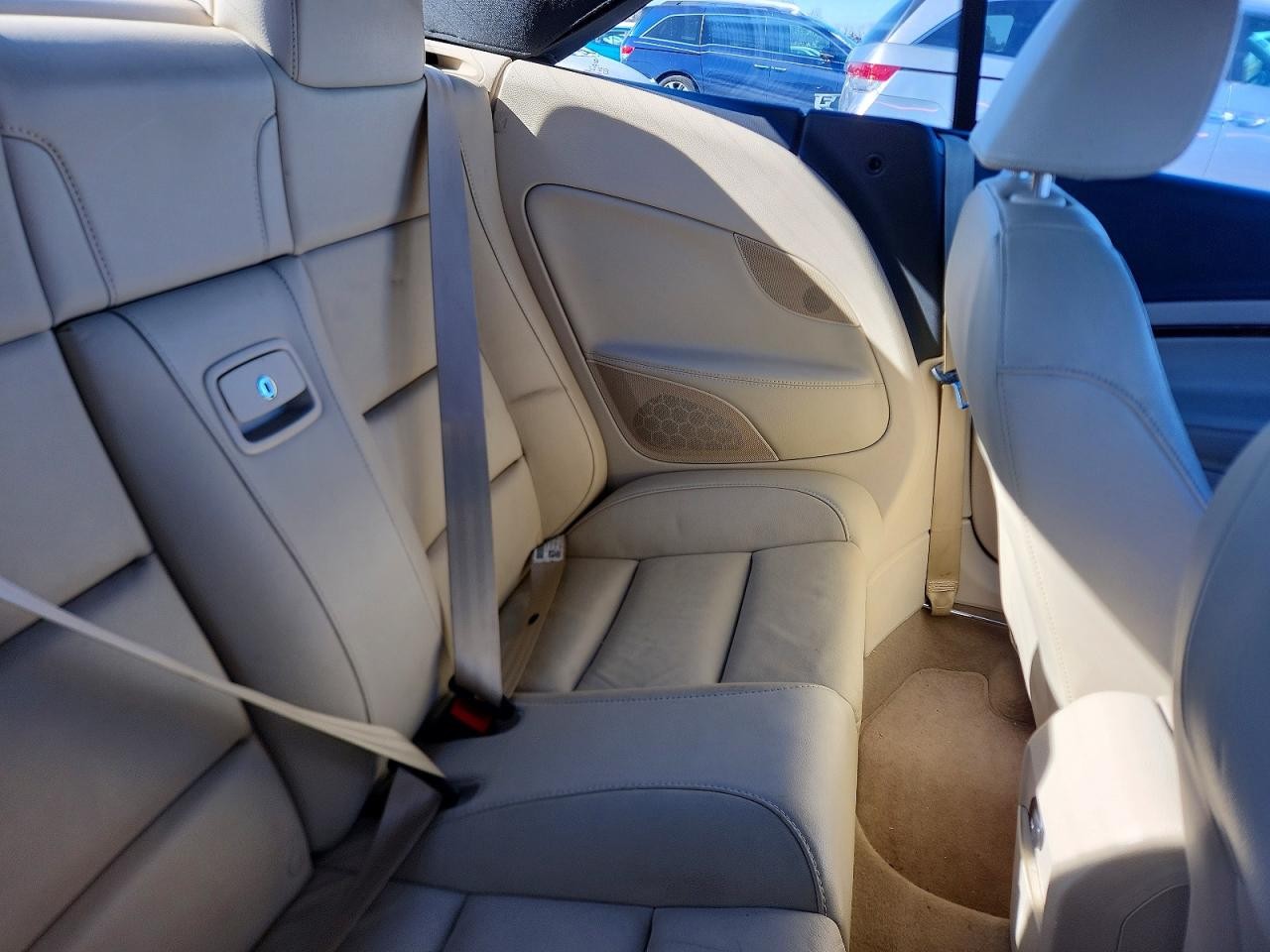 https://f005.backblazeb2.com/file/img-partshotlines-com/Inventory/EC474/Vehicle/113315_10.jpg