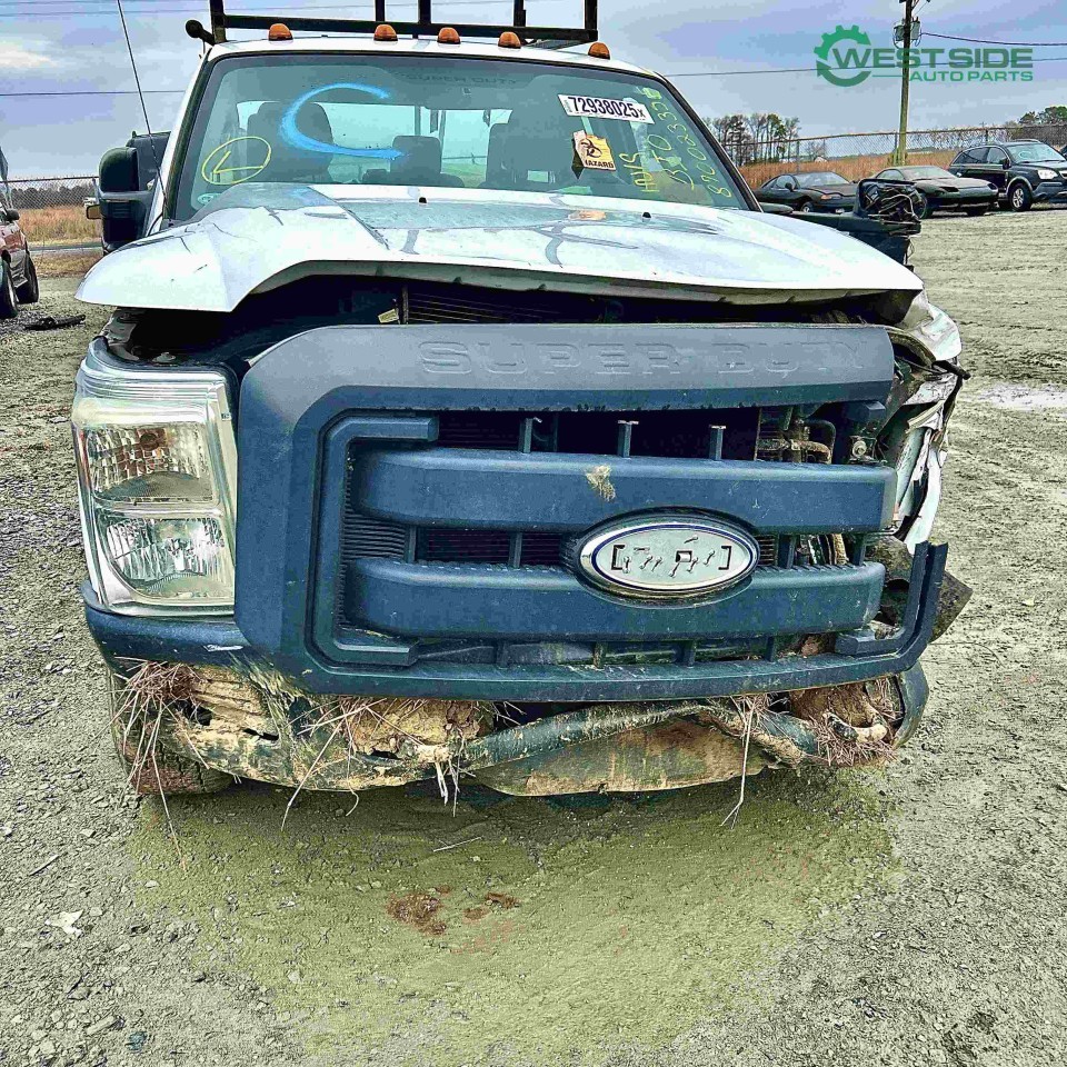 https://f005.backblazeb2.com/file/img-partshotlines-com/Inventory/EC474/Vehicle/113483_11.jpg