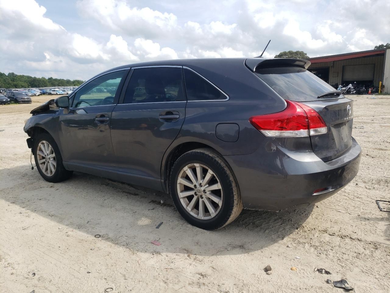 https://f005.backblazeb2.com/file/img-partshotlines-com/Inventory/EC474/Vehicle/114113_02.jpg