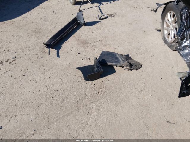 https://f005.backblazeb2.com/file/img-partshotlines-com/Inventory/EC474/Vehicle/114384_12.jpg