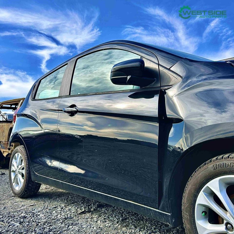 https://f005.backblazeb2.com/file/img-partshotlines-com/Inventory/EC474/Vehicle/114490_10.jpg