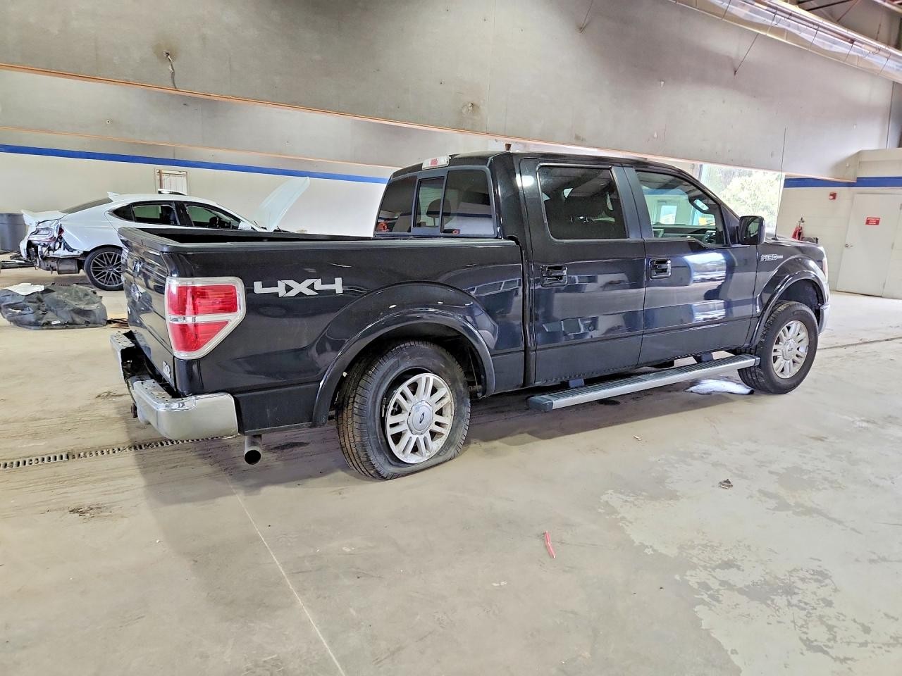 https://f005.backblazeb2.com/file/img-partshotlines-com/Inventory/EC474/Vehicle/115439_03.jpg