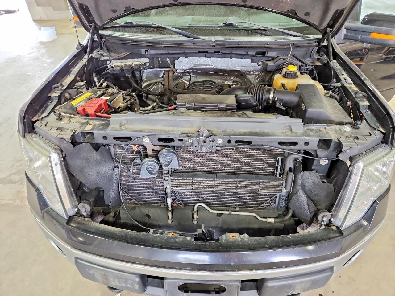 https://f005.backblazeb2.com/file/img-partshotlines-com/Inventory/EC474/Vehicle/115439_11.jpg