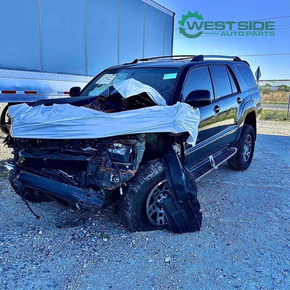 https://f005.backblazeb2.com/file/img-partshotlines-com/Inventory/EC474/Vehicle/115846_01.jpg