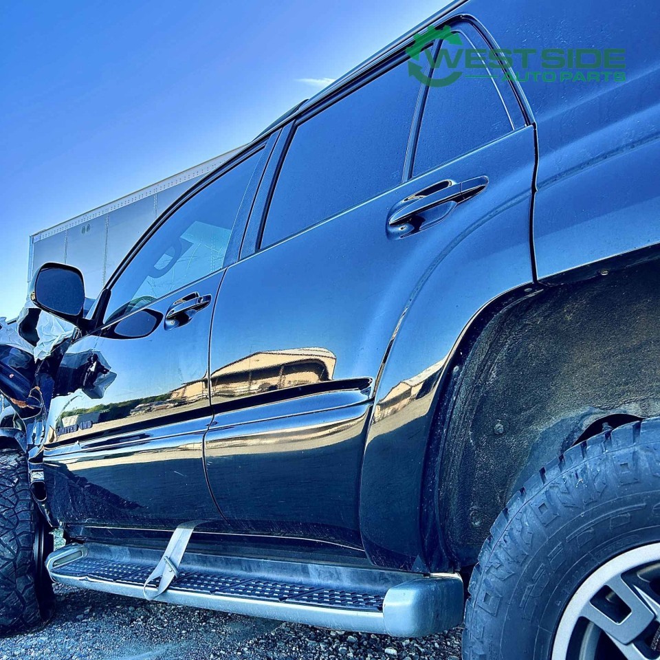 https://f005.backblazeb2.com/file/img-partshotlines-com/Inventory/EC474/Vehicle/115846_05.jpg