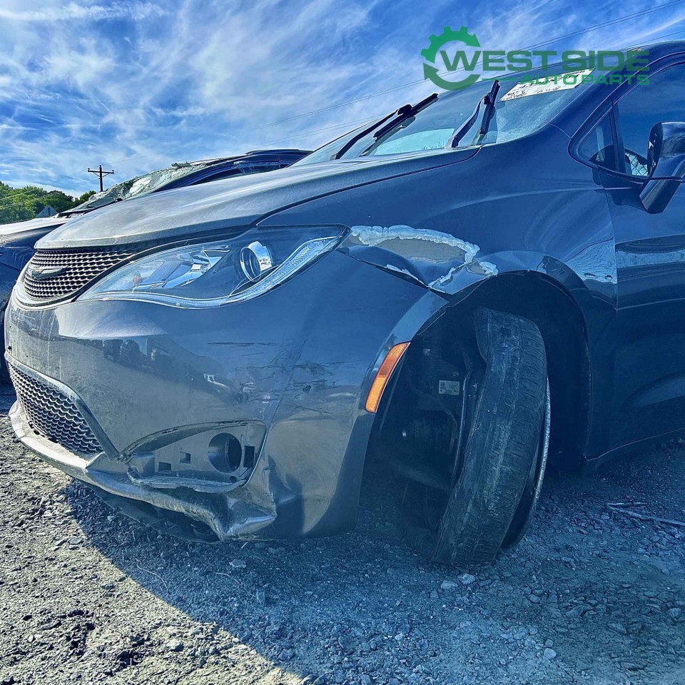 https://f005.backblazeb2.com/file/img-partshotlines-com/Inventory/EC474/Vehicle/116016_02.jpg