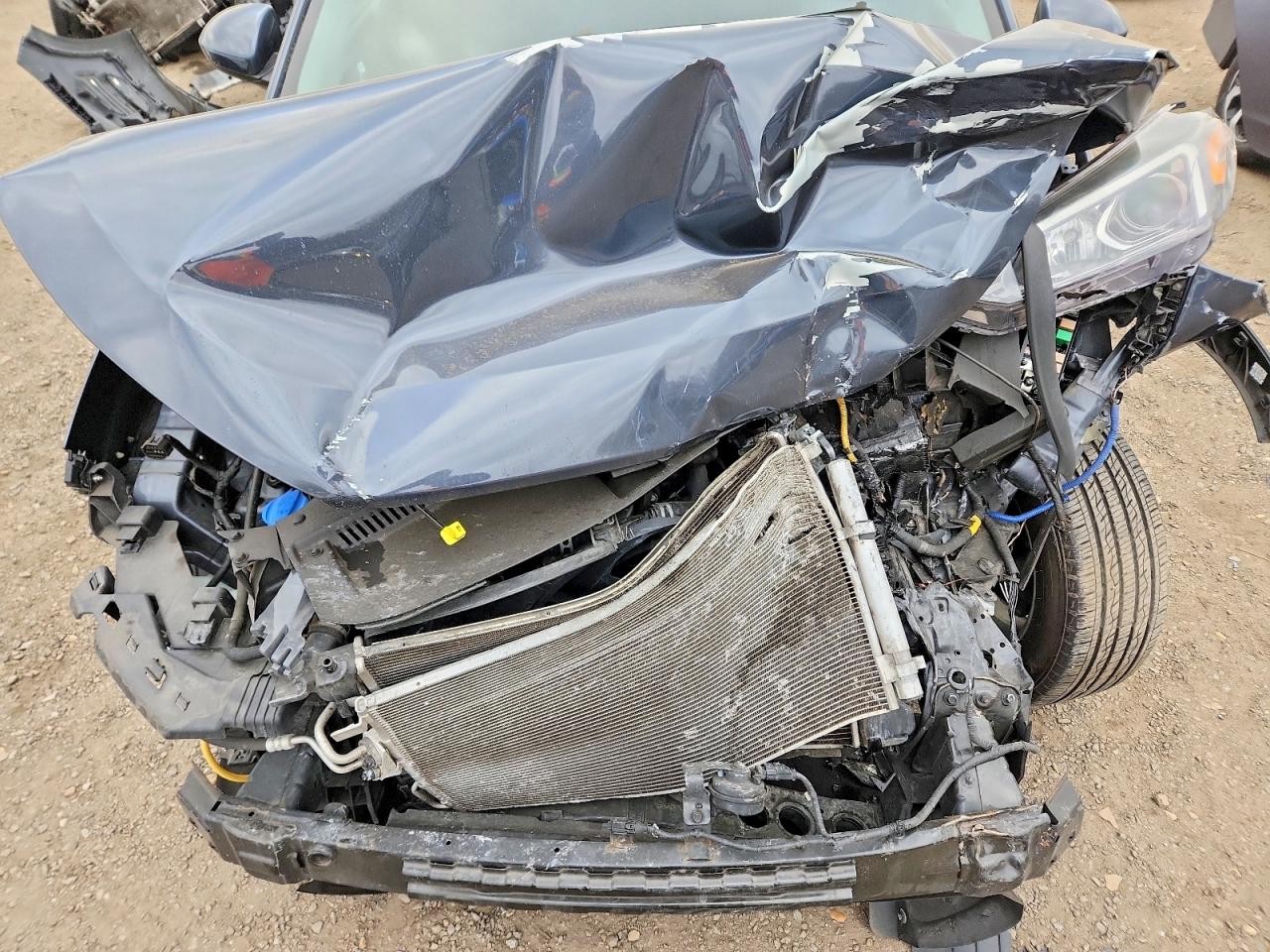 https://f005.backblazeb2.com/file/img-partshotlines-com/Inventory/EC474/Vehicle/116776_12.jpg