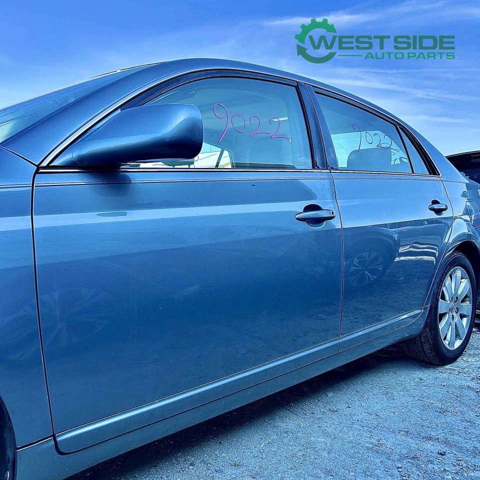 https://f005.backblazeb2.com/file/img-partshotlines-com/Inventory/EC474/Vehicle/116800_03.jpg