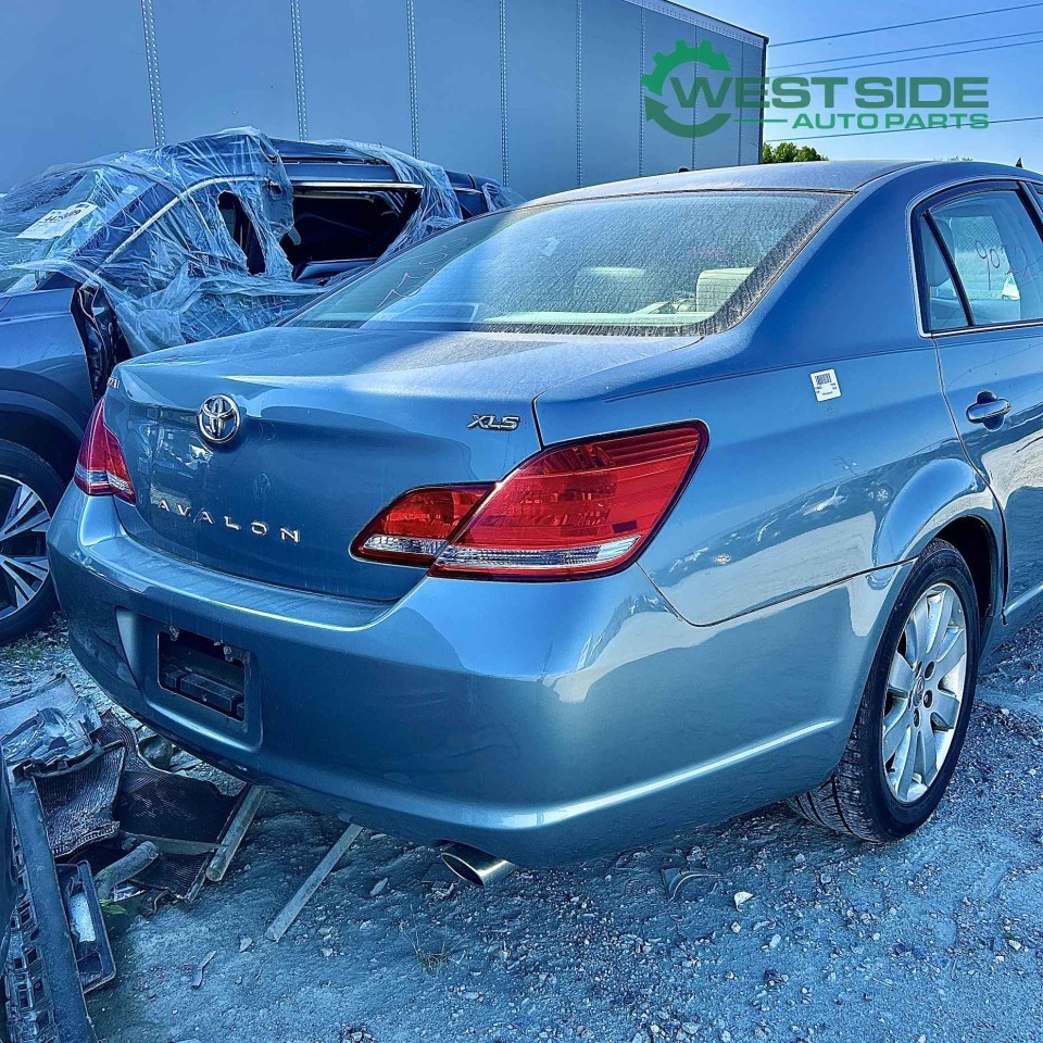 https://f005.backblazeb2.com/file/img-partshotlines-com/Inventory/EC474/Vehicle/116800_09.jpg