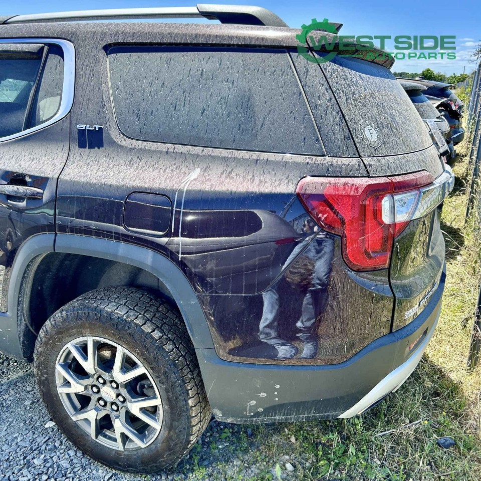 https://f005.backblazeb2.com/file/img-partshotlines-com/Inventory/EC474/Vehicle/117568_06.jpg