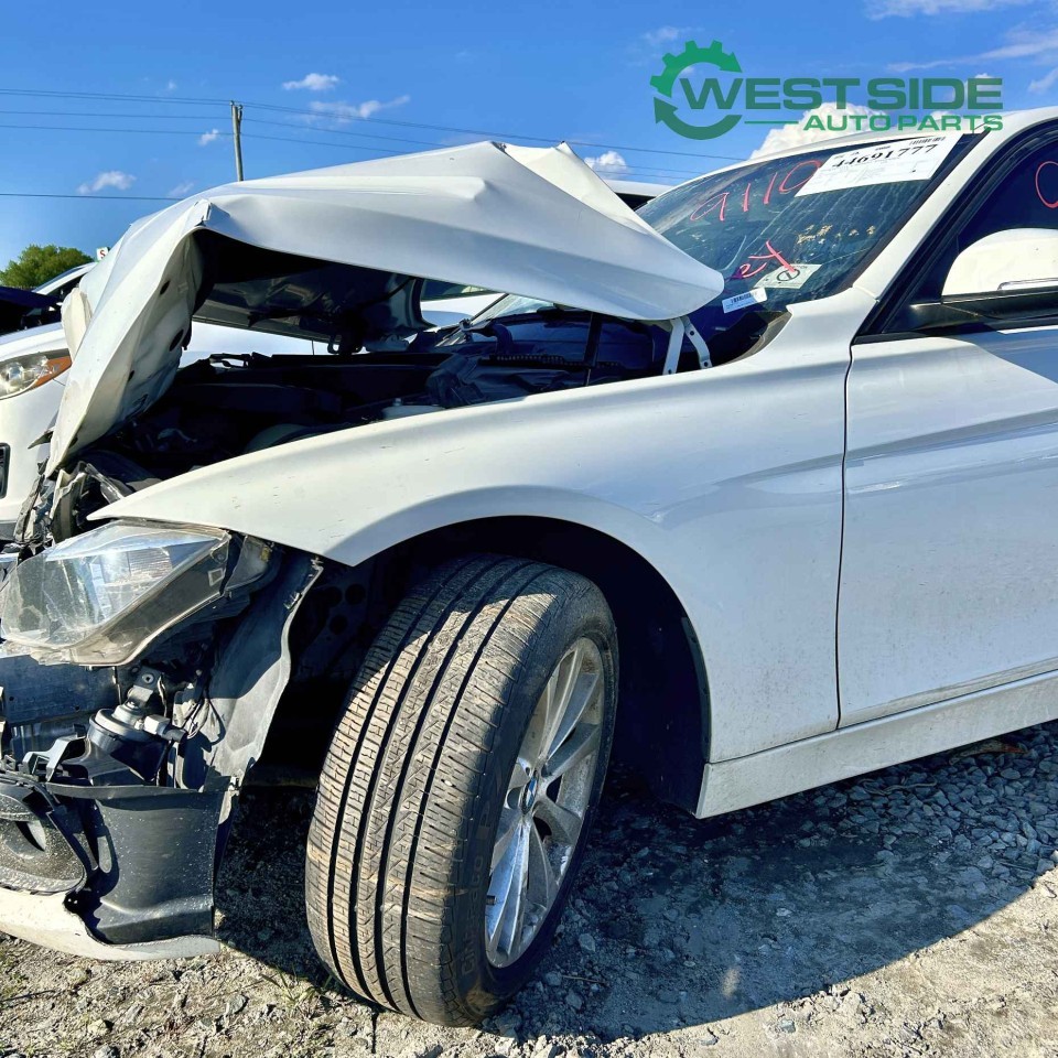 https://f005.backblazeb2.com/file/img-partshotlines-com/Inventory/EC474/Vehicle/117874_02.jpg