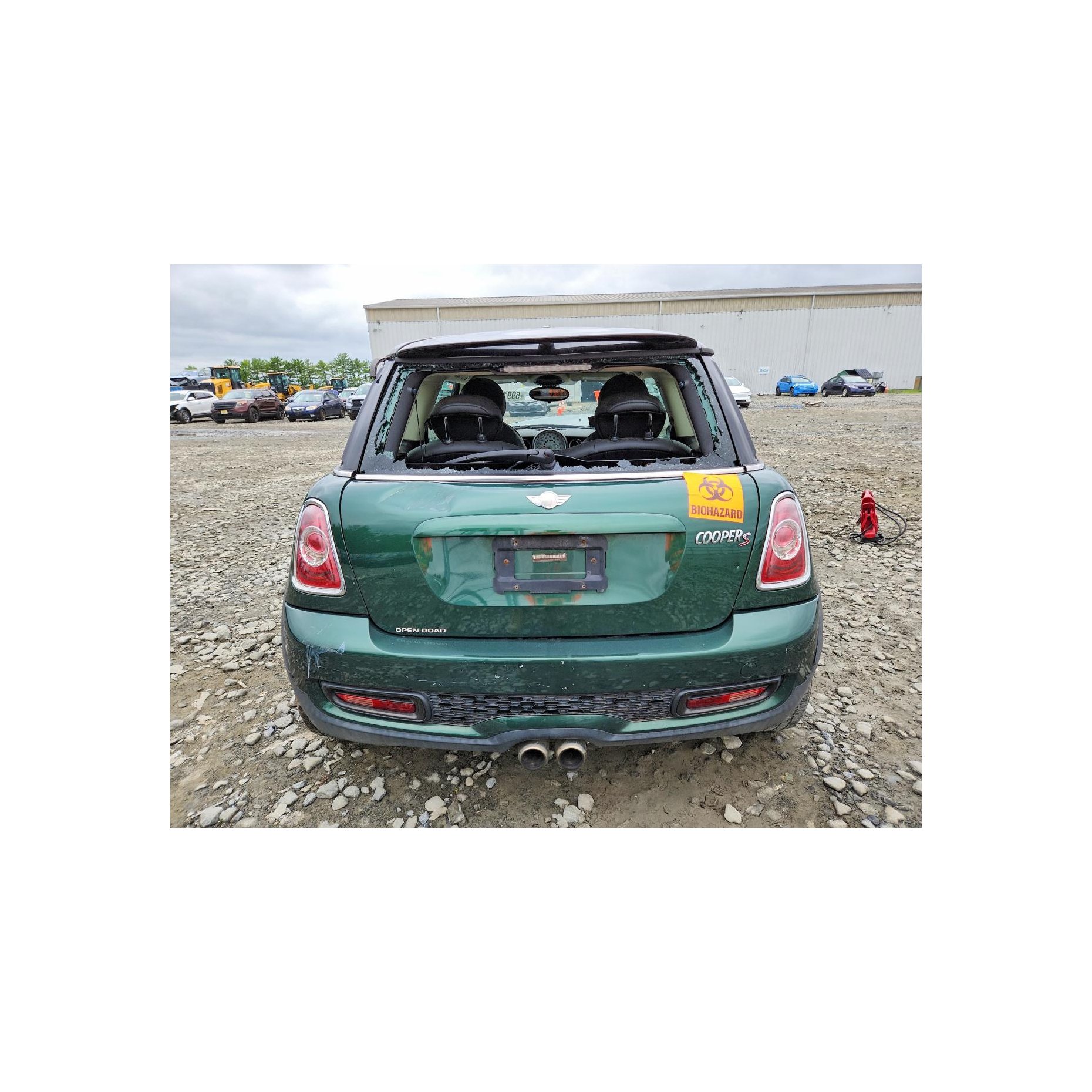 https://f005.backblazeb2.com/file/img-partshotlines-com/Inventory/EC474/Vehicle/120277_04.jpg