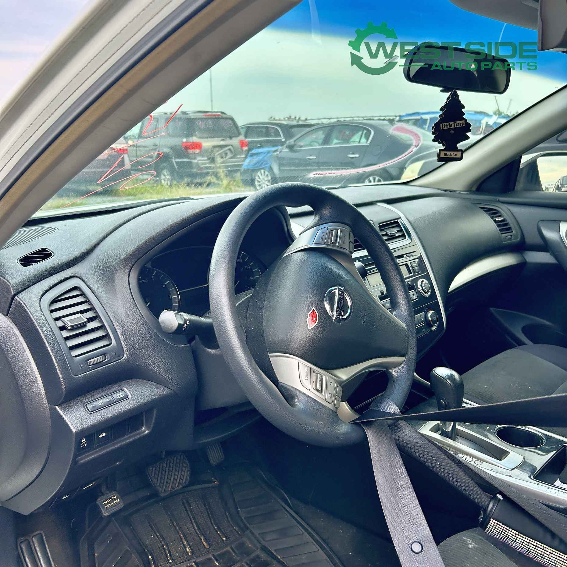 https://f005.backblazeb2.com/file/img-partshotlines-com/Inventory/EC474/Vehicle/120343_03.jpg