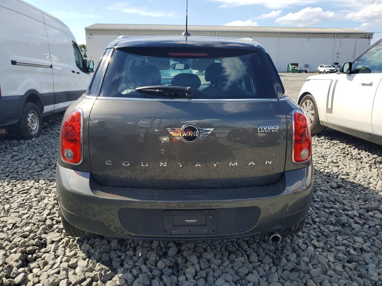 https://f005.backblazeb2.com/file/img-partshotlines-com/Inventory/EC474/Vehicle/120813_06.jpg