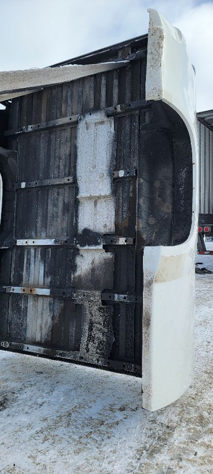 https://f005.backblazeb2.com/file/img-partshotlines-com/Inventory/EC684/Inventory/1534505_01.jpg
