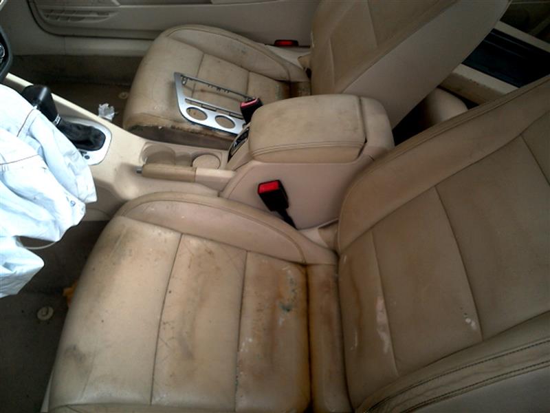 https://f005.backblazeb2.com/file/img-partshotlines-com/Inventory/EC684/Vehicle/11548_10.jpg