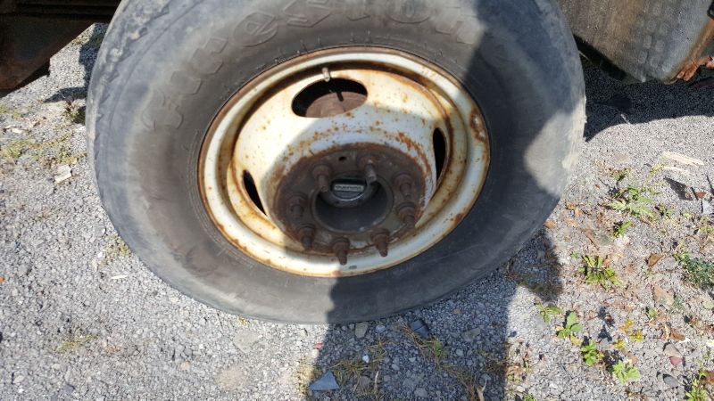 https://f005.backblazeb2.com/file/img-partshotlines-com/Inventory/EC684/Vehicle/11724_06.jpg