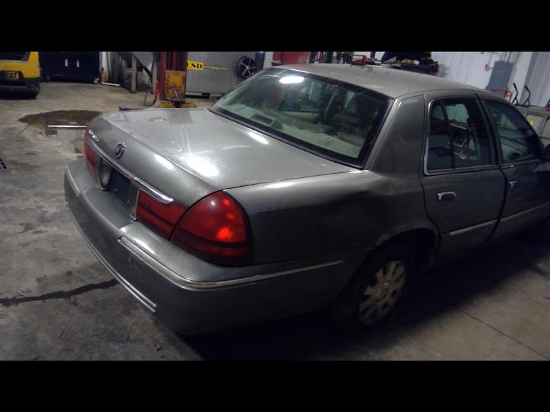 https://f005.backblazeb2.com/file/img-partshotlines-com/Inventory/EC684/Vehicle/12354_04.jpg