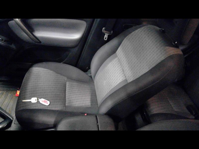 https://f005.backblazeb2.com/file/img-partshotlines-com/Inventory/EC684/Vehicle/12386_11.jpg