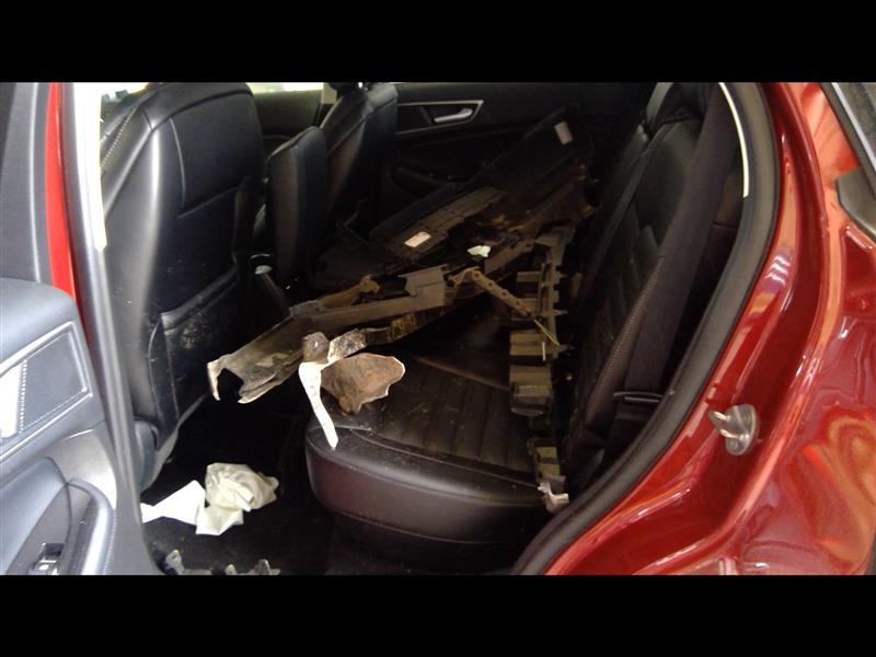 https://f005.backblazeb2.com/file/img-partshotlines-com/Inventory/EC684/Vehicle/12513_11.jpg