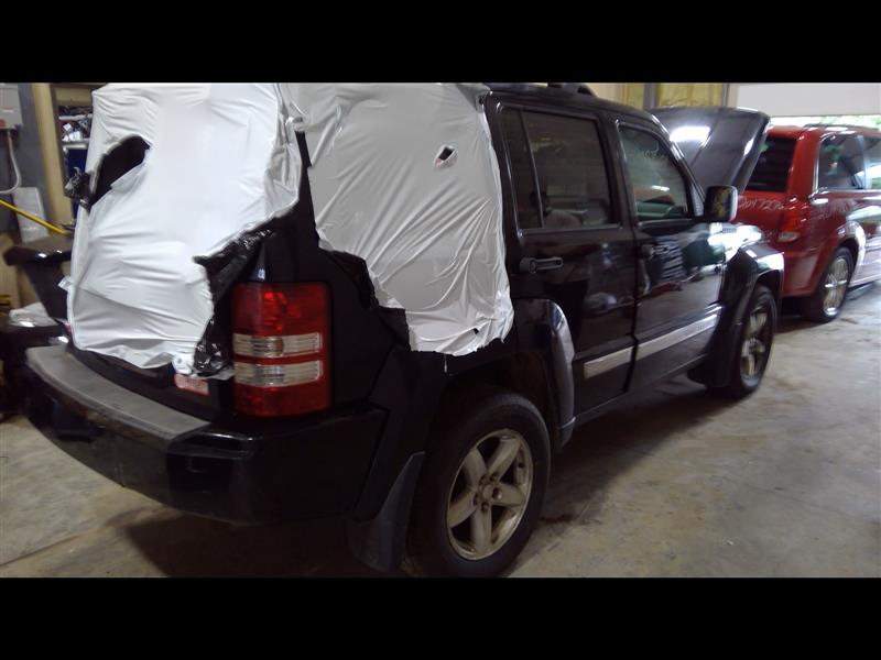 https://f005.backblazeb2.com/file/img-partshotlines-com/Inventory/EC684/Vehicle/12570_04.jpg