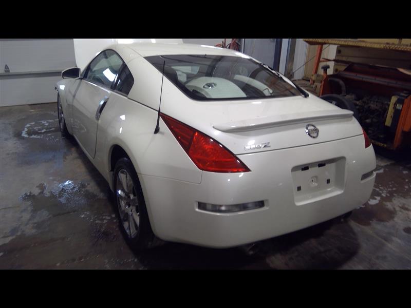 https://f005.backblazeb2.com/file/img-partshotlines-com/Inventory/EC684/Vehicle/12742_05.jpg