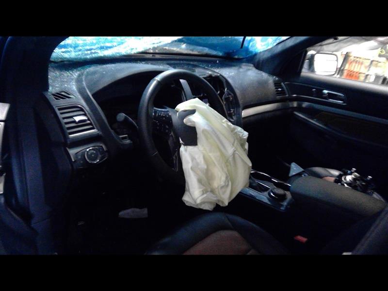 https://f005.backblazeb2.com/file/img-partshotlines-com/Inventory/EC684/Vehicle/12795_08.jpg