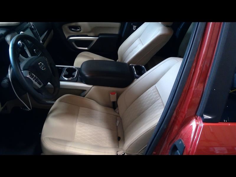 https://f005.backblazeb2.com/file/img-partshotlines-com/Inventory/EC684/Vehicle/12825_11.jpg