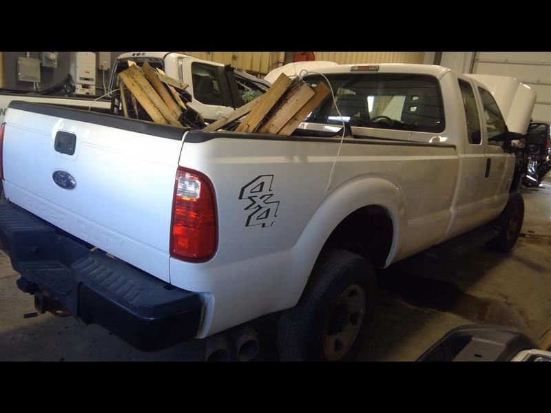 https://f005.backblazeb2.com/file/img-partshotlines-com/Inventory/EC684/Vehicle/12960_06.jpg