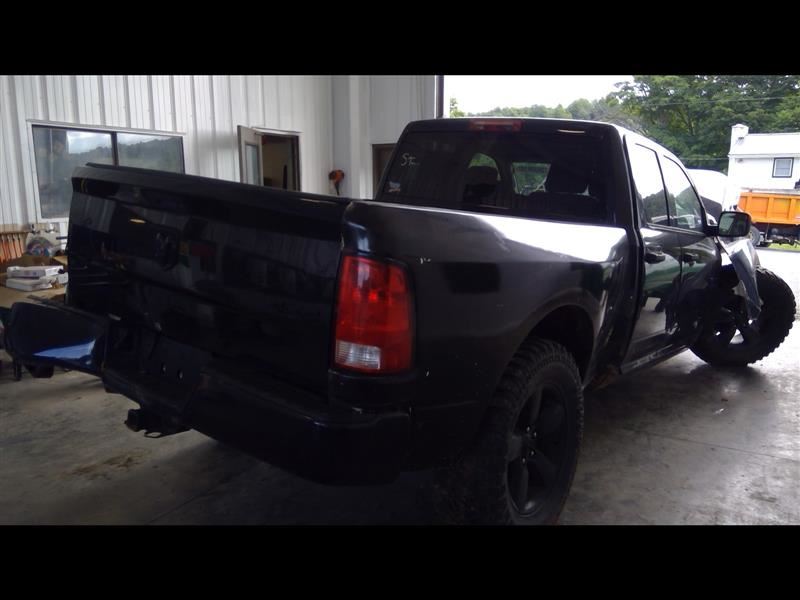 https://f005.backblazeb2.com/file/img-partshotlines-com/Inventory/EC684/Vehicle/13276_07.jpg