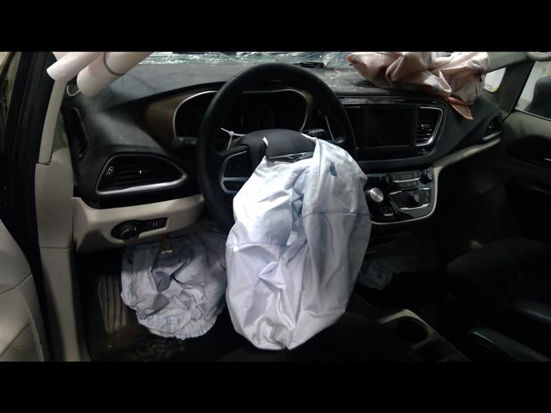 https://f005.backblazeb2.com/file/img-partshotlines-com/Inventory/EC684/Vehicle/13599_08.jpg