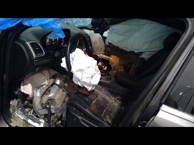 https://f005.backblazeb2.com/file/img-partshotlines-com/Inventory/EC684/Vehicle/13666_07.jpg