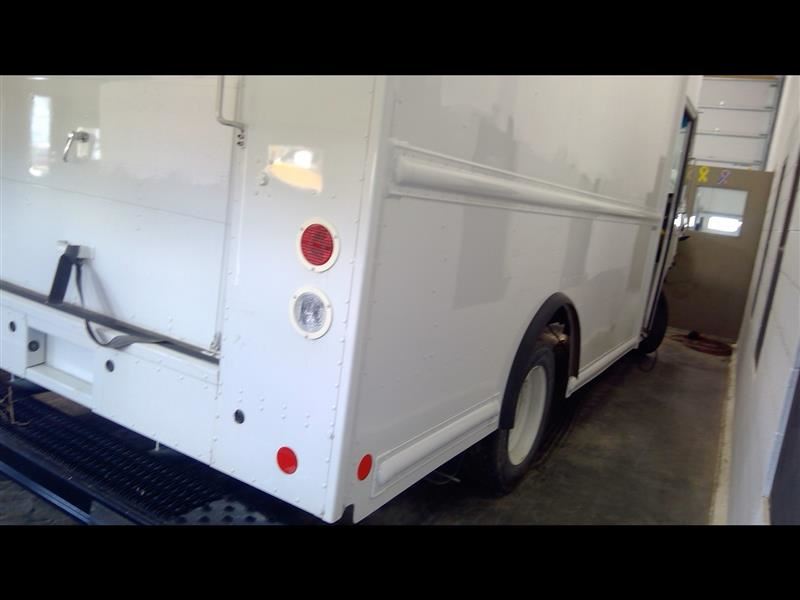 https://f005.backblazeb2.com/file/img-partshotlines-com/Inventory/EC684/Vehicle/13940_07.jpg