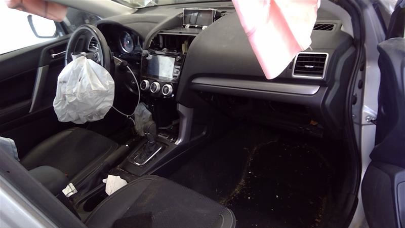 https://f005.backblazeb2.com/file/img-partshotlines-com/Inventory/EC684/Vehicle/13948_08.jpg