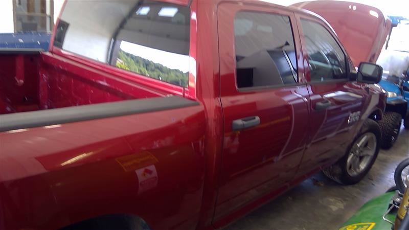 https://f005.backblazeb2.com/file/img-partshotlines-com/Inventory/EC684/Vehicle/14087_09.jpg