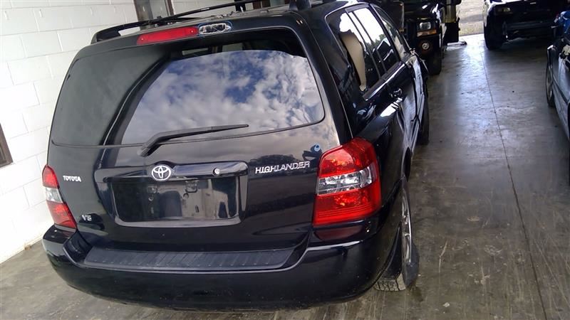 https://f005.backblazeb2.com/file/img-partshotlines-com/Inventory/EC684/Vehicle/14130_07.jpg