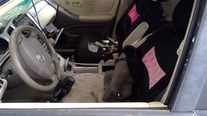 https://f005.backblazeb2.com/file/img-partshotlines-com/Inventory/EC684/Vehicle/14130_10.jpg