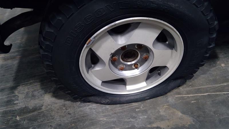 https://f005.backblazeb2.com/file/img-partshotlines-com/Inventory/EC684/Vehicle/14279_07.jpg