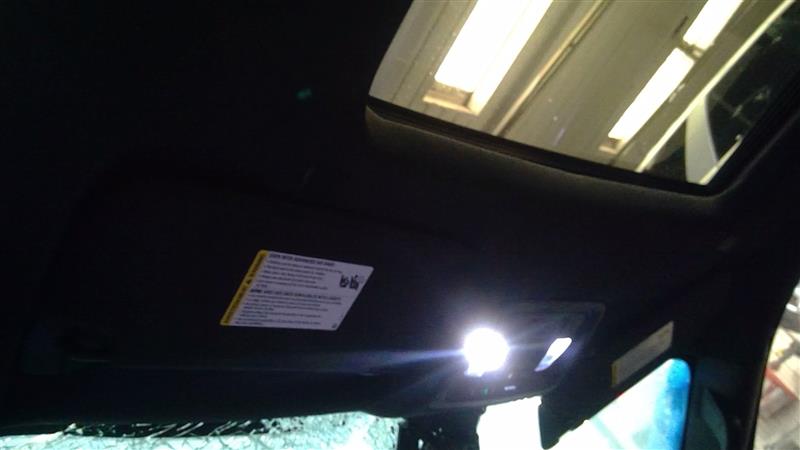 https://f005.backblazeb2.com/file/img-partshotlines-com/Inventory/EC684/Vehicle/14440_12.jpg