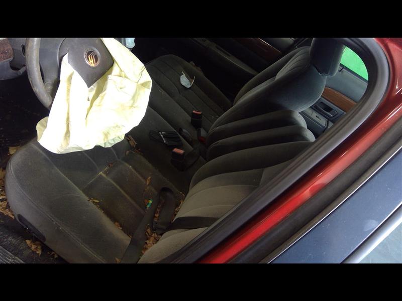 https://f005.backblazeb2.com/file/img-partshotlines-com/Inventory/EC684/Vehicle/14718_11.jpg