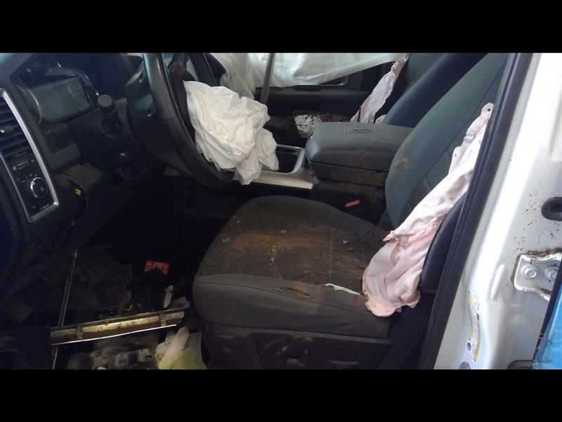 https://f005.backblazeb2.com/file/img-partshotlines-com/Inventory/EC684/Vehicle/14907_06.jpg