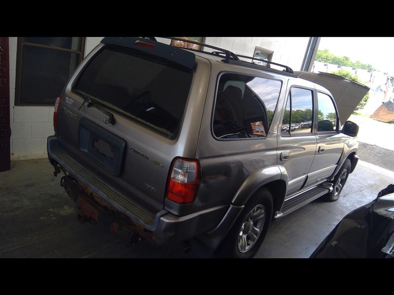 https://f005.backblazeb2.com/file/img-partshotlines-com/Inventory/EC684/Vehicle/14916_06.jpg
