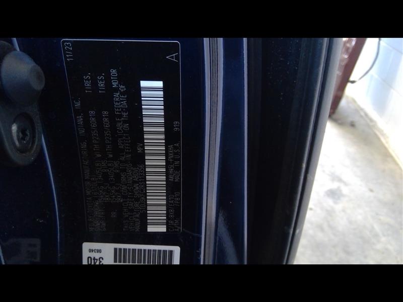 https://f005.backblazeb2.com/file/img-partshotlines-com/Inventory/EC684/Vehicle/14971_10.jpg