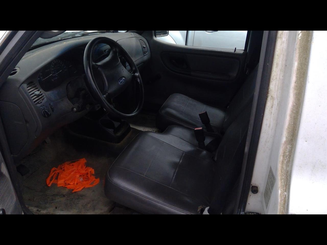 https://f005.backblazeb2.com/file/img-partshotlines-com/Inventory/EC684/Vehicle/15111_08.jpg