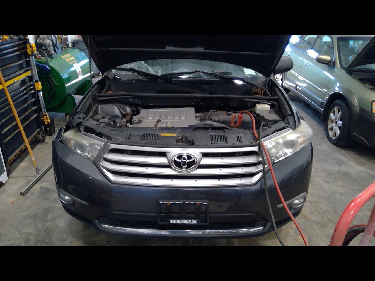 https://f005.backblazeb2.com/file/img-partshotlines-com/Inventory/EC684/Vehicle/15229_02.jpg