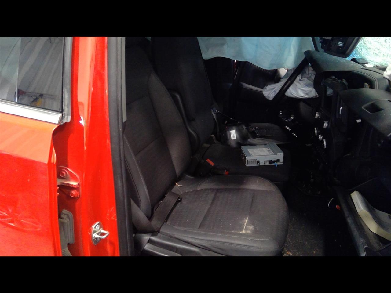 https://f005.backblazeb2.com/file/img-partshotlines-com/Inventory/EC684/Vehicle/15413_08.jpg